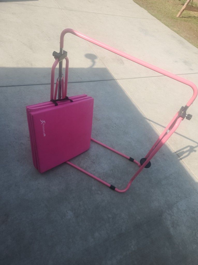 Gymnast Pad And Balance Bar