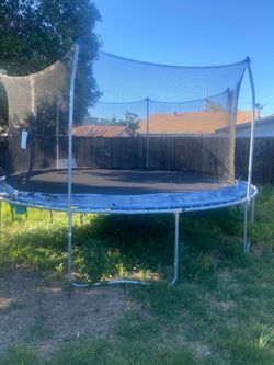 16’ Trampoline
