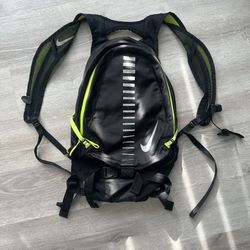 Nike Run Engineered Ultra-Light Backpack Unisex Black Volt 10L