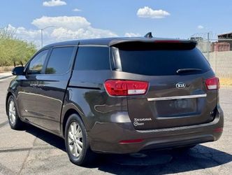 2017 Kia Sedona
