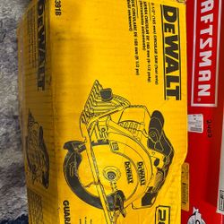 DeWalt 6-1/2” Circular Saw (tool Only)