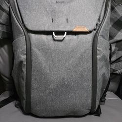 Peak design 30 L Bag Charcoal 