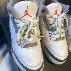 Air Jordan 3 Retro “Fire Red” Size 4Y