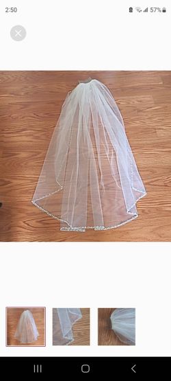 Fingertip Length Bridal Veil 