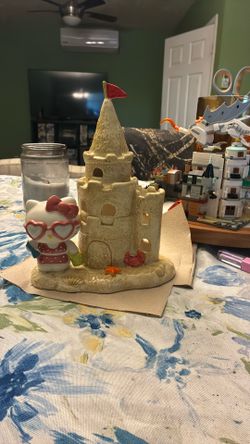 Hello Kitty Candle Holder Castle