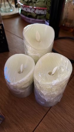 Flickering led candles