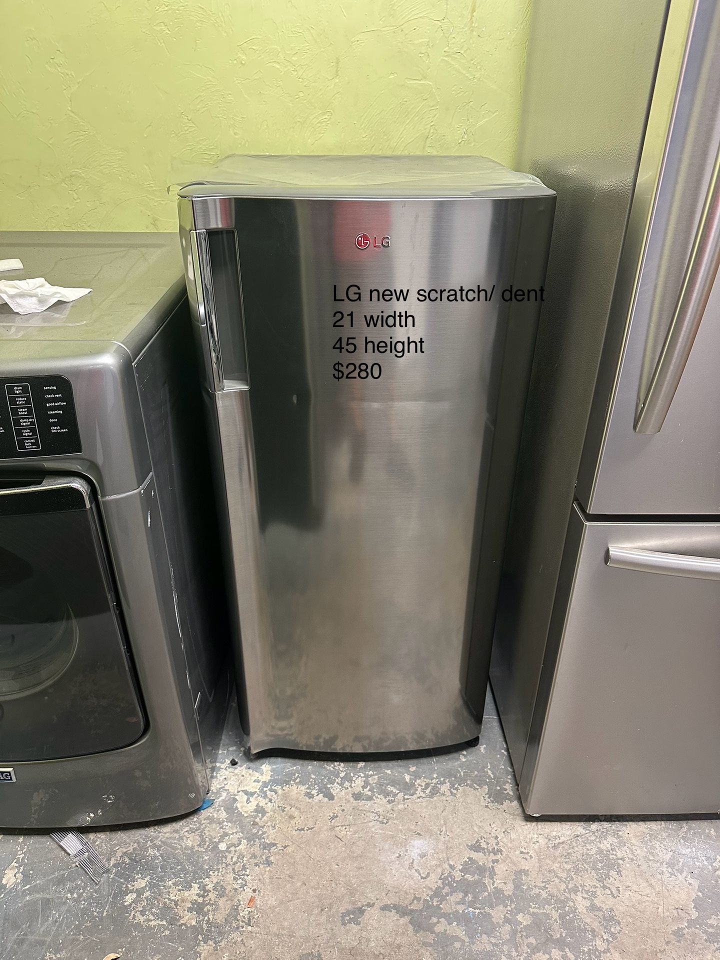 LG Mini Fridge Refrigerator