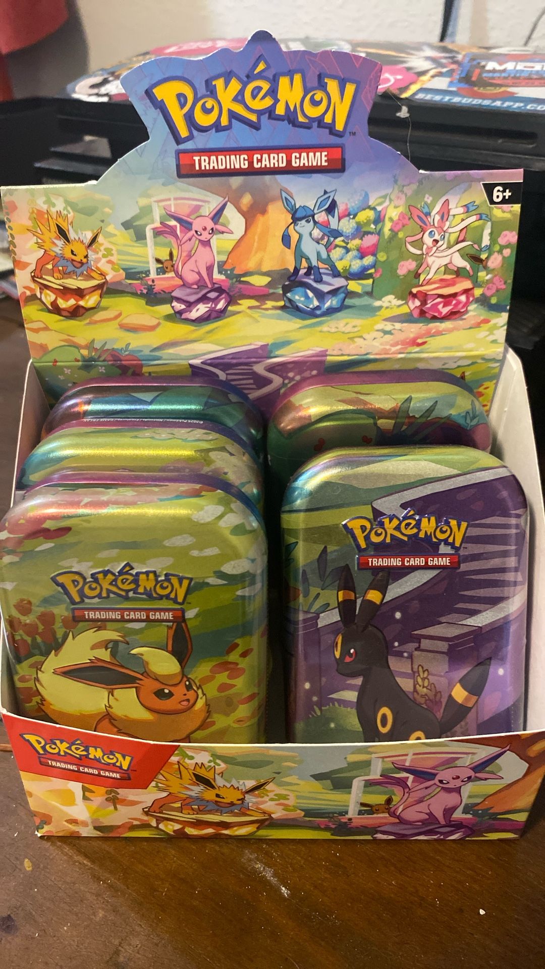 Pokémon Prismatic Evolution Mini Tins