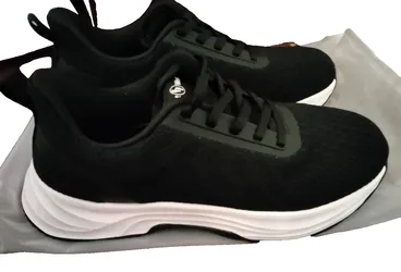 Woman's Ortho Black and White Shoes, Size 8 to 8 1/2