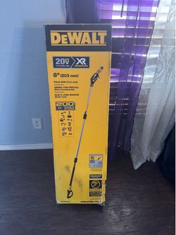 DEWALT 20V MAX XR Brushless Cordless 8-inch Pole Saw