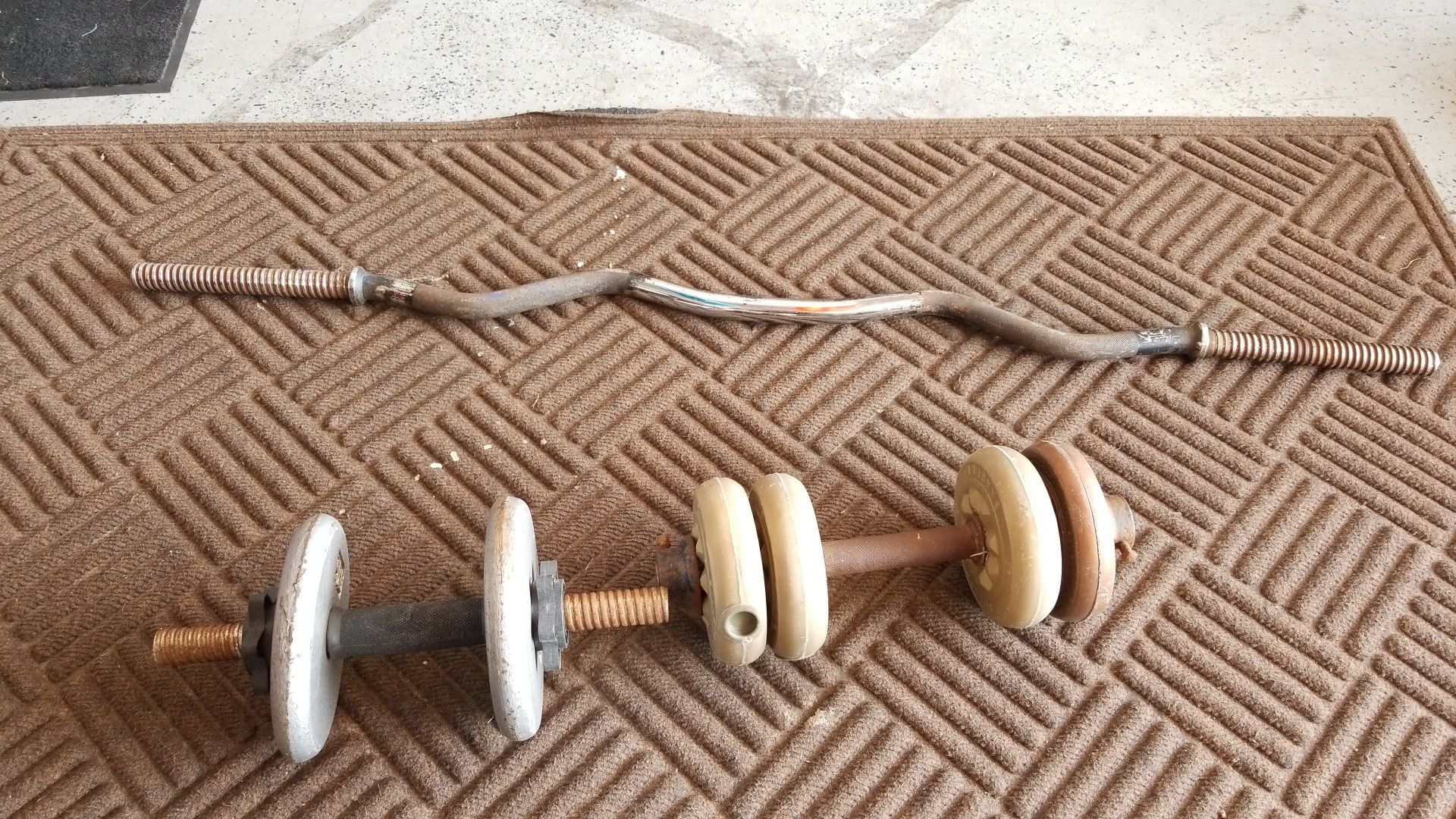 Small weights with curling bar
