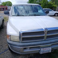 99 Dodge Ram 1500