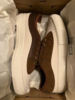 Globe skateboarding shoes