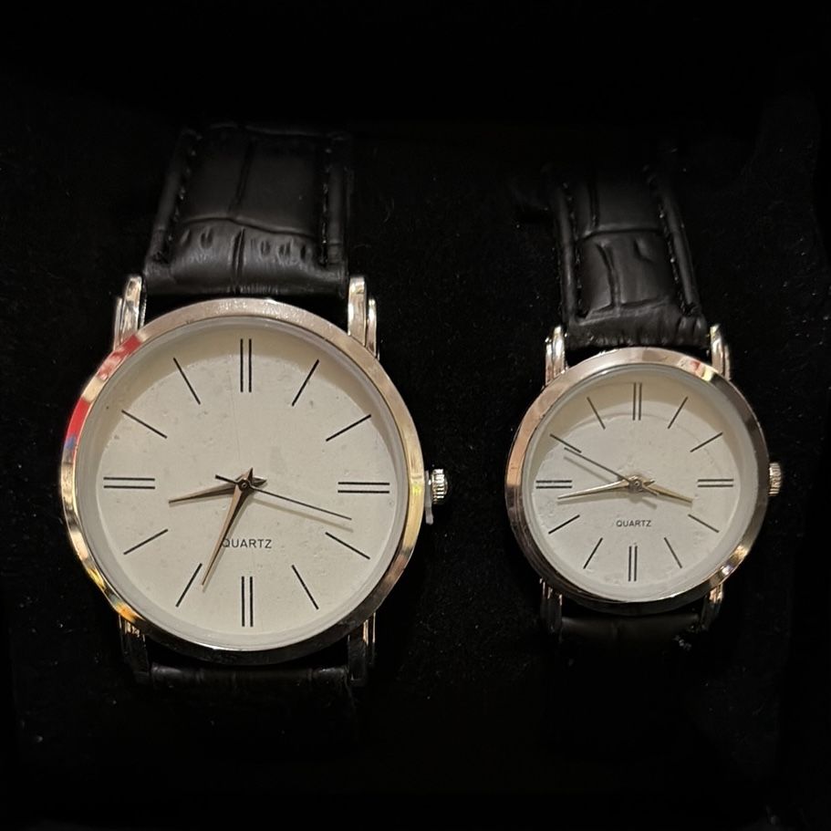 Elegant Black and Silver Quartz Watch Set