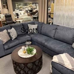 Financing & Delivery 🚚  Available! $40 Down! Brand New Large Family Sectional