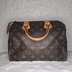 New high-end versatile handbag with high appearance
