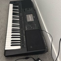 Yamaha PSR SX-700