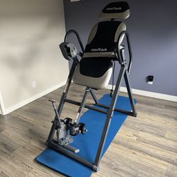 Brand new: INNOVA Inversion Table