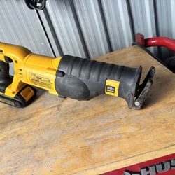 18V Dewalt Saw