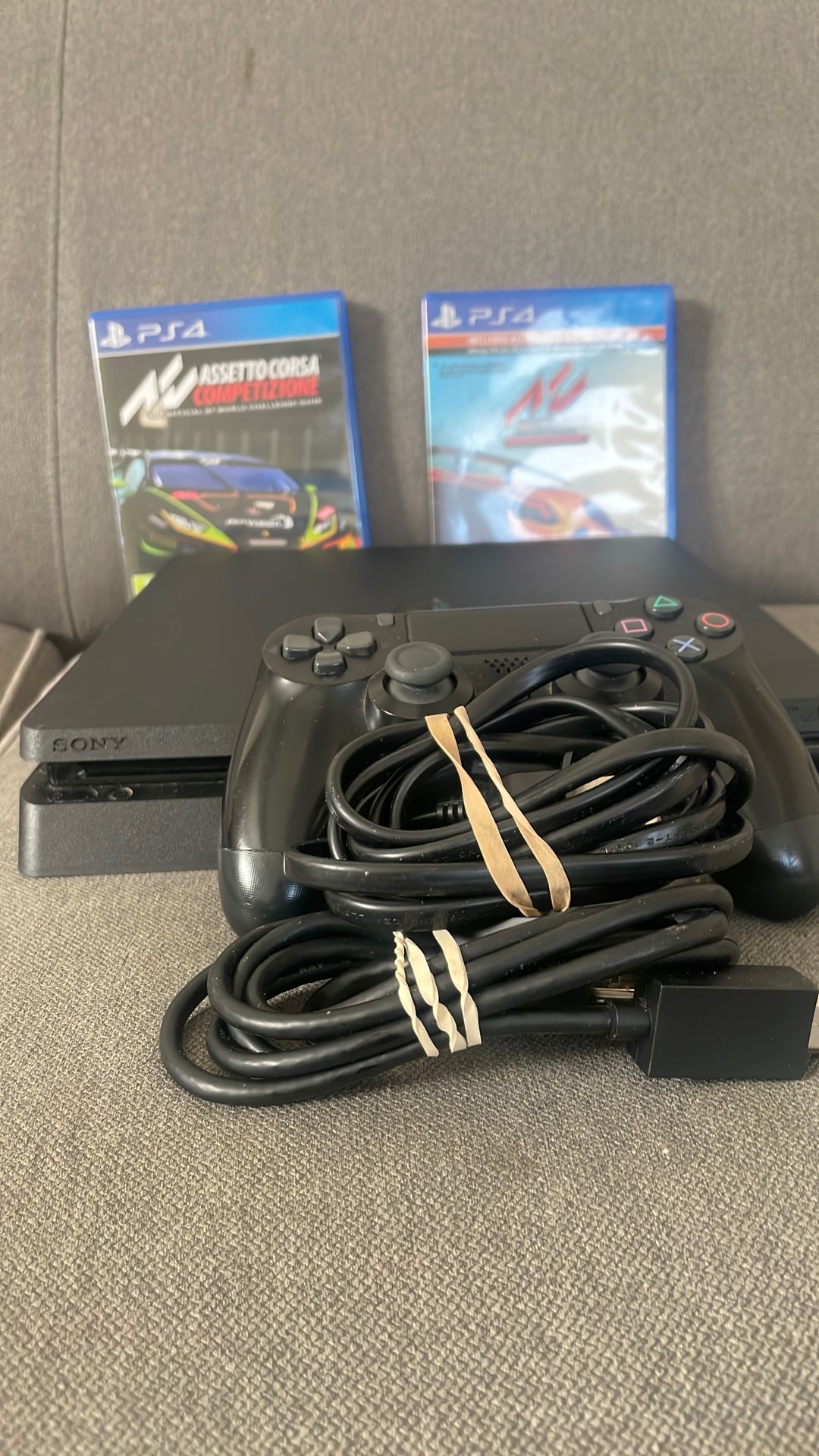 PS4 Slim With 2 Games