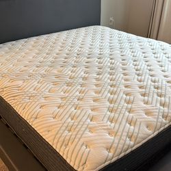 Mattress/ King Size