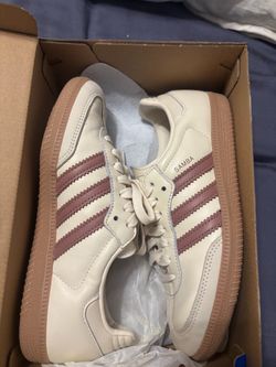 Women’s Sambas