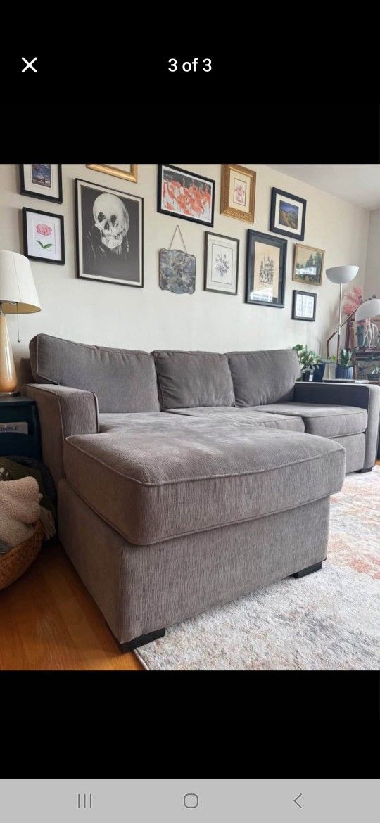 Sofa With Chaise