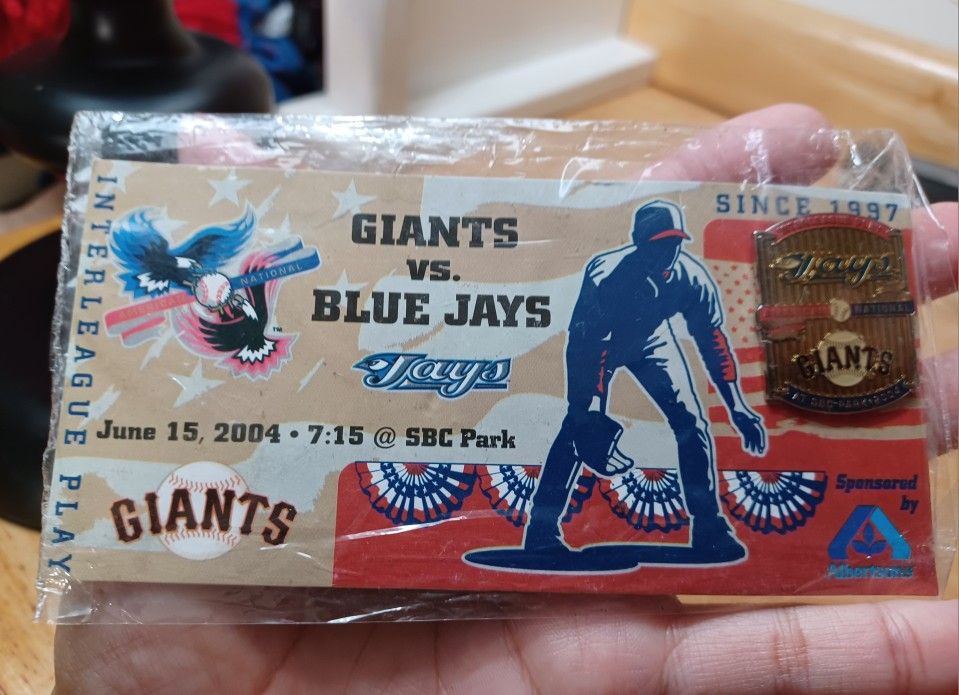 SF Giants vs. Blue Jays Pin