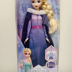 Frozen Enchanted Stories Elsa Fashion Doll