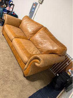Real Genuine 100% Leather Sofa in excellent shape