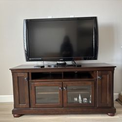 TV Console 