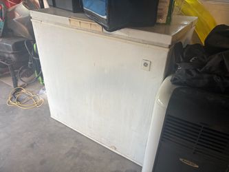 Deep freezer