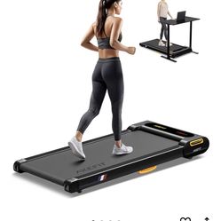 Tredmill Portable / Compact Easy To Use 3.8 Mph Top Speed 