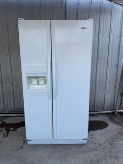 WHIRLPOOL REFRIGERATOR