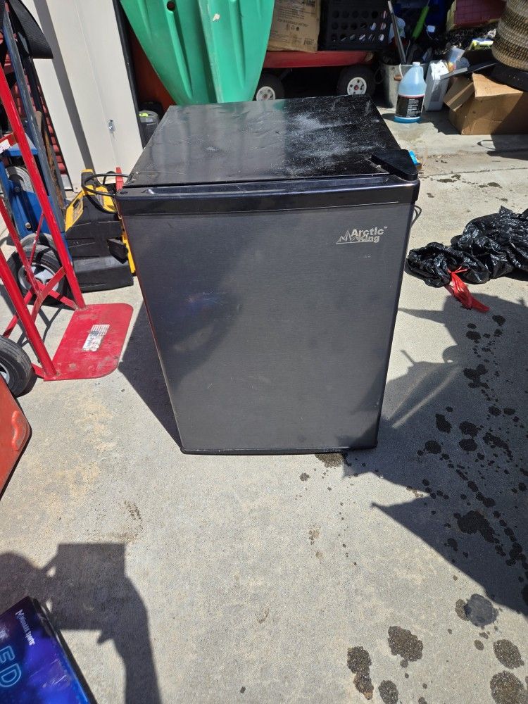 Mini Fridge