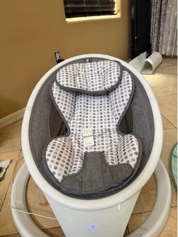 Munchkin swing