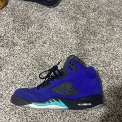 Alternate Grape 5s Size 10