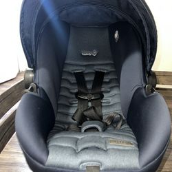 Car seat 