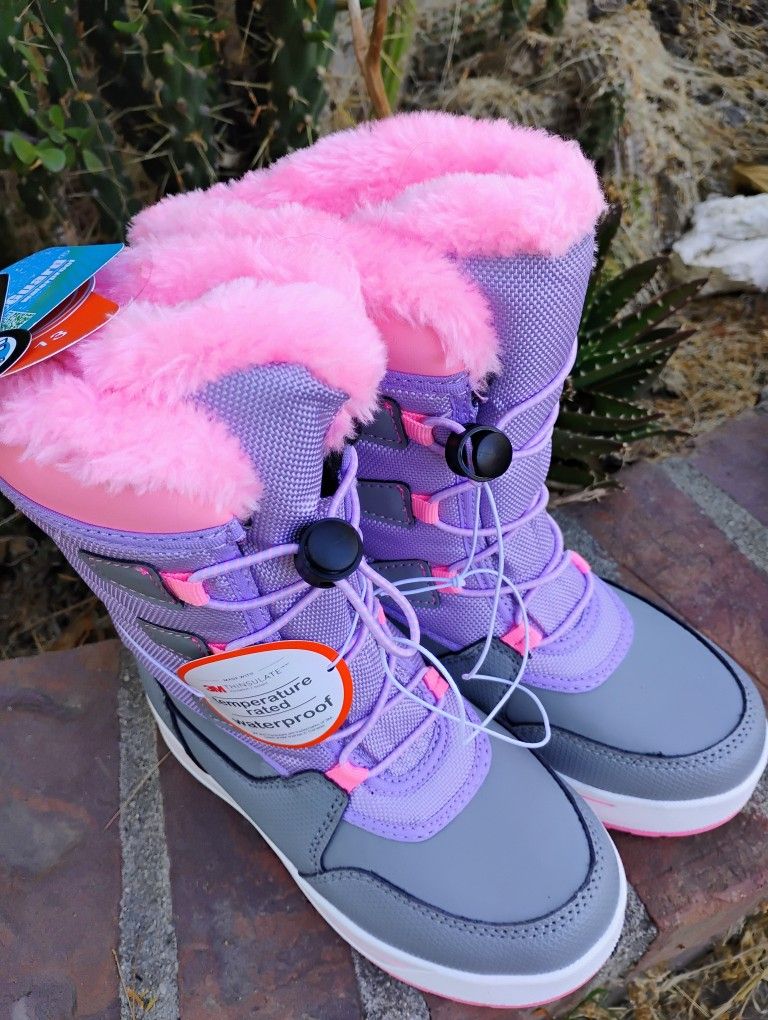 New Snow Boots With Tags Sz 13 C