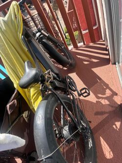 Bee Cool Electric E-Bike – Excellent Condition – Barely Used