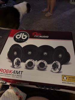 Brand new speakers with the Speaker rack for sale