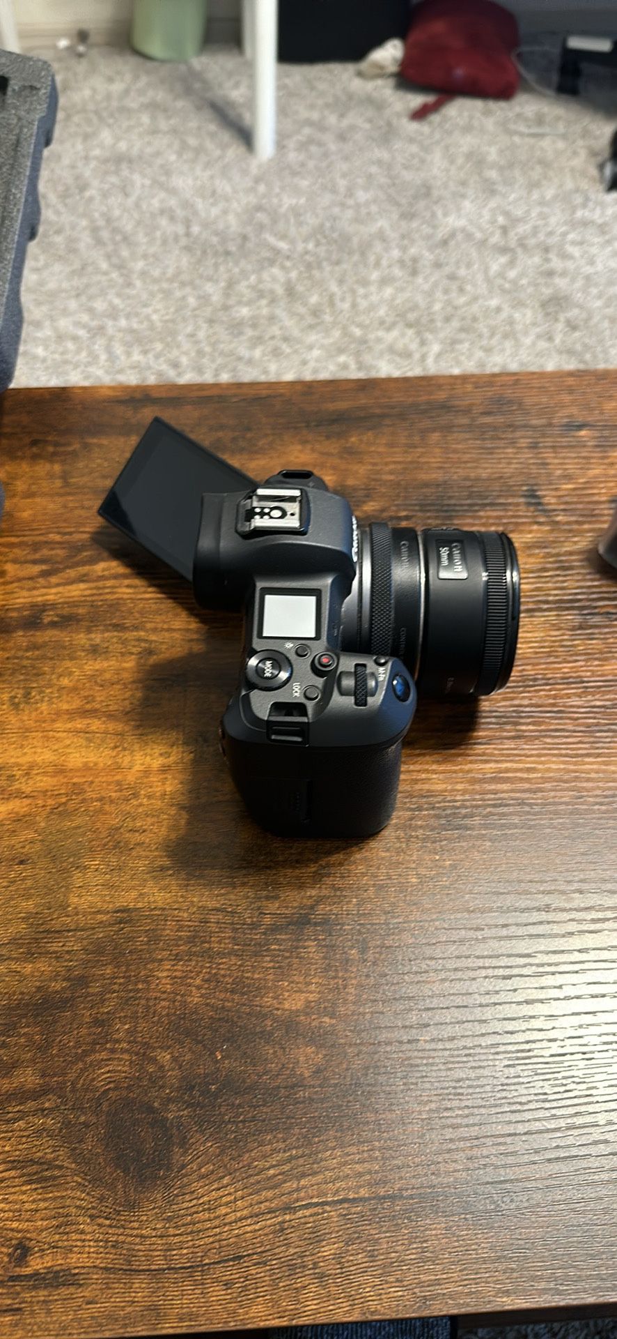 Eos R CANON camera 50mm With Ronin Sc