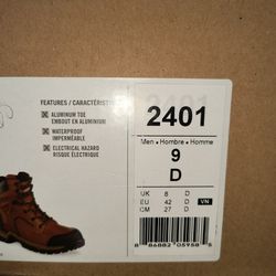 Red Wing Boots 2401 Model Size 9D - Brand New!!
