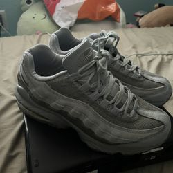 Light pumice air max 95 deals