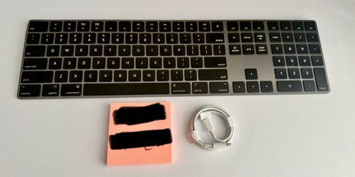 Apple Magic Keyboard with Numeric Keypad - Black
