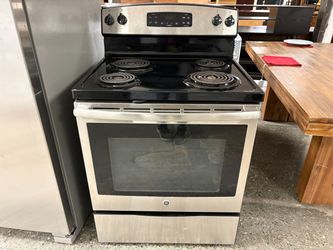 GE 4-Burner Electric Oval Range Model #JB250RF1SS