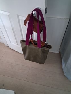 Handbag