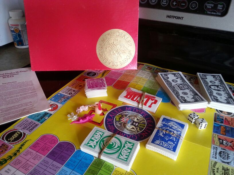 Dealer McDope Dealing board game