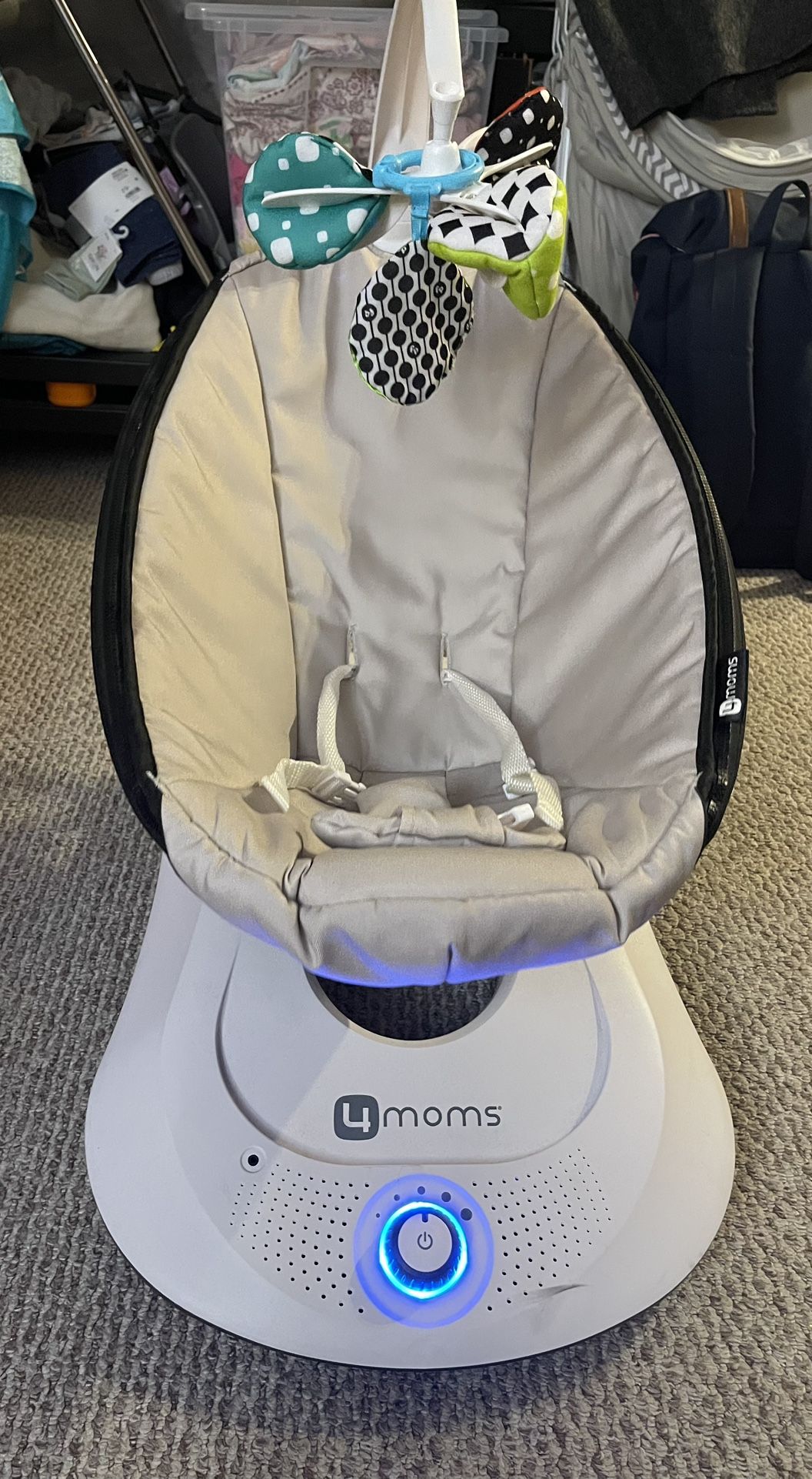 4 Moms Baby Rocker Chair