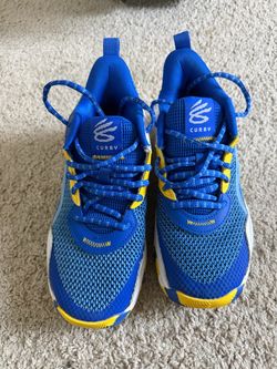 Youth Curry Under Armour Youth 5